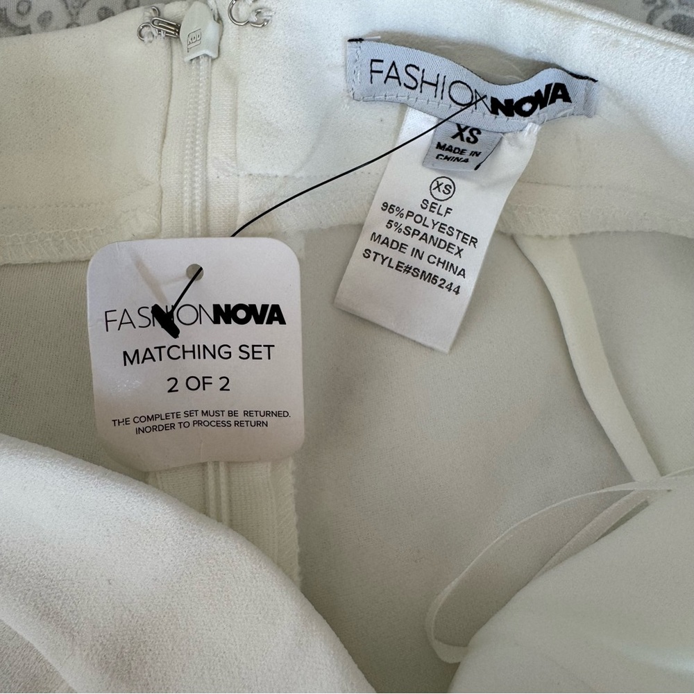 NWT Fashion Nova Victoria High Waisted White Dress Pants Size XS w/ Back Zipper - Picture 7 of 12